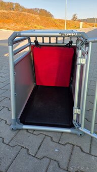 Klec pro psa do auta - PRO2 4pets M - 2