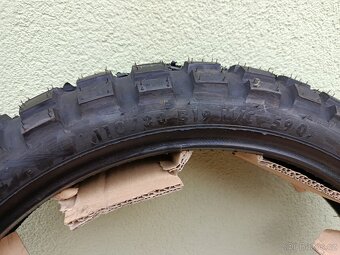 Pneu 110/90R19 - 2