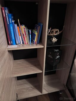 Skříň do obýváku - 2