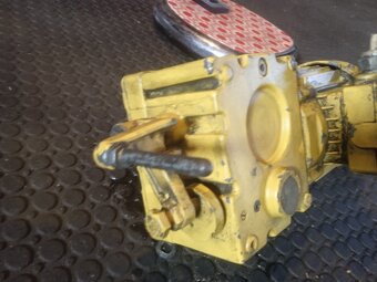 elektromotor s prevodovkou - 2