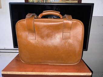 Retro cestovní kufr - 2