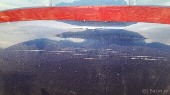 Prodam přední kapotu na Passat B6 - 2