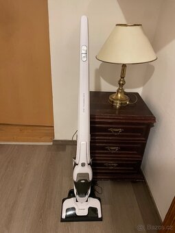 Vysavače tyčové - 2