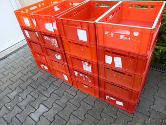 Dobrý den,prodám přepravkyE2. - 2