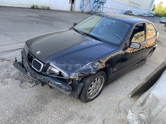 BMW e36 323ti - 2