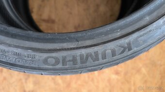 Kumho 225/35 r19 88y - 2