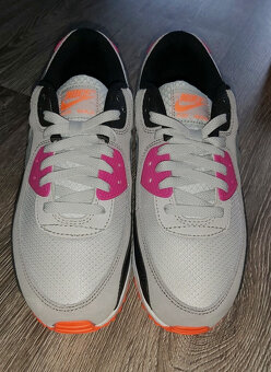 VÝPRODEJ NIKE: AIR MAX 90 VEL 42 - 2