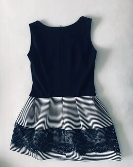 Dámské šaty Haily´ s vel. M - 2