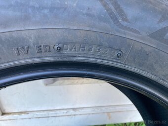 Letní pneu 215/60 R17 - 2