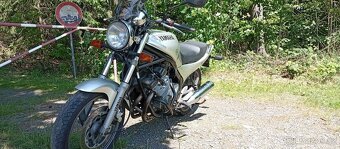 Yamaha XJ 600 N - 2