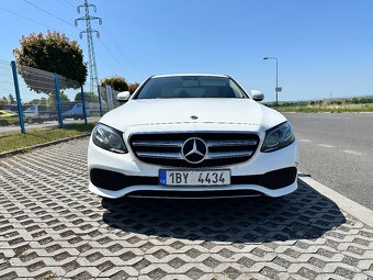 Mercedes Benz E220d 4MATIC 143kW - 2