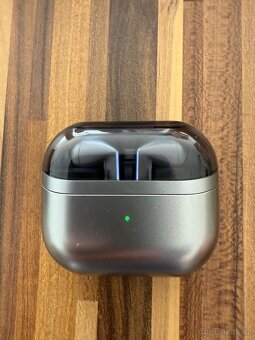 Samsung Galaxy Buds3 Pro + obal - 2