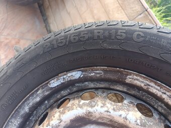 Pneumatiky na discich 215/65 R15 C Ford Transit custom - 2
