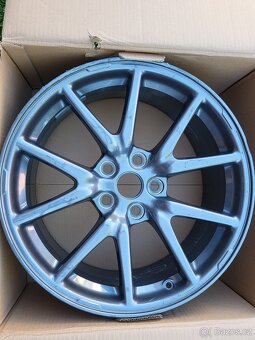 Alu Kola Tesla Model 3 Aero R18 x 8.5 ET38 - 2