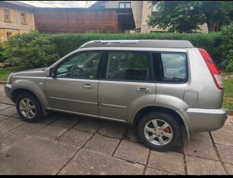 Nissan X-trail 2,2 dci 100 kw,r.v.2004,4x4 - 2