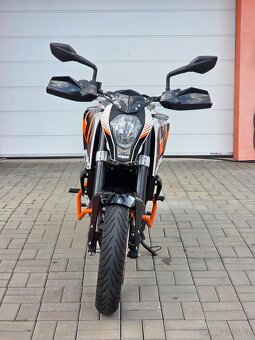KTM Duke 390, původ ČR, serviska, padací rámy, blastery - 2