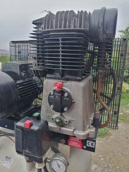 Kompresor Schneider - 2
