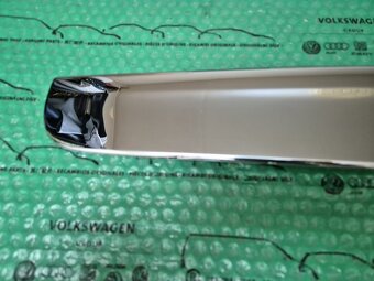 chromová lišta madla dveří kufru Nissan Qashqai (J10E) KE791 - 2