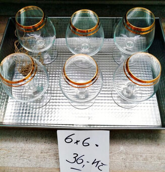 SKLENIČKY NA ALKOHOL SE ZLATÝM OKRAJEM - 2