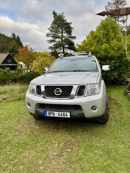 Nissan Navara 3.0 V6 2010 - 2