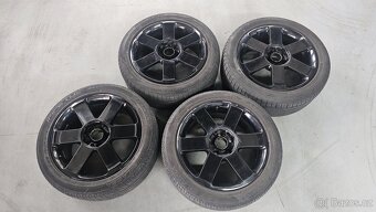 Kola Audi r17 - 2