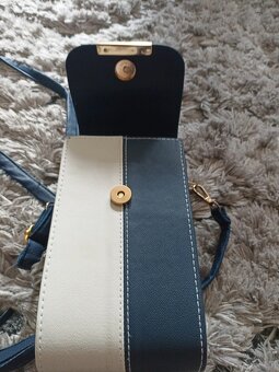 Mini kabelka na mobil a drobnosti - 2