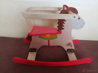 Houpací konik - 2