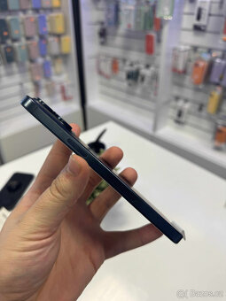 iPhone 15 Pro Max 256GB Blue Titanium - 2