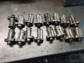 Nadzvedaky ventilů na Tatra 603 - 2