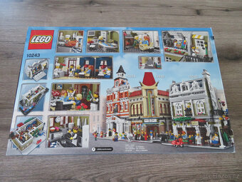 LEGO 10243 Parisian Restaurant - 2