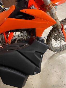 Ktm nádrž 12L - 2