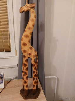 Krásná dekorace-dřevěná žirafa - 2