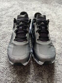 On Running Cloud, model Cloudflow 4, velikost 39 - 2