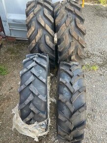 Přodám originální pneumatiky na traktor Belorus 320 MTZ . - 2