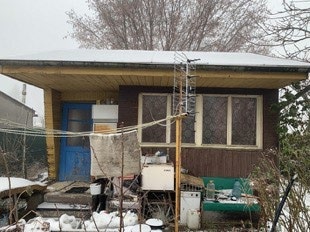 Prodej pozemku s rekr. objektem nezapsaným na LV - Louny - 2