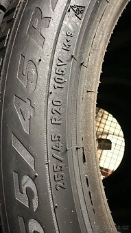prodám sadu zimních pneu 255/45 R20 105V - 2