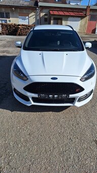 Ford Focus ST250 kombi 184kw 2015 1.majitel - 2