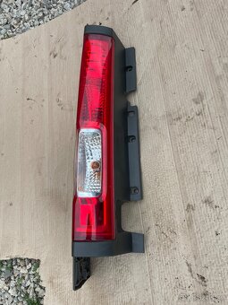 Levé zadní světlo Renault Trafic II - 265A60118R - 2