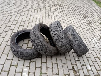 225/50R17 - 2