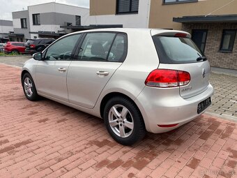 VW Golf 1.6 TDI, r. 10/2012, klima, ALU kola, nová STK - 2