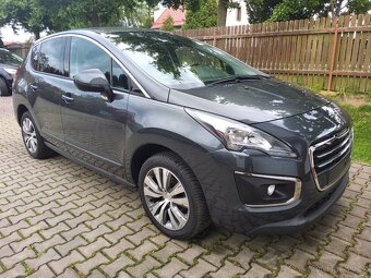 Peugeot 3008 Benzín - 2