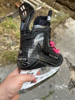 Brusle Bauer Supreme Mach - 2