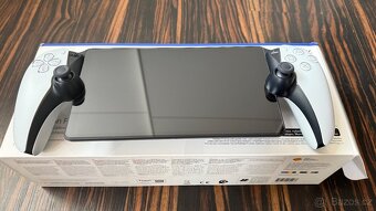 Playstation Portal - 2