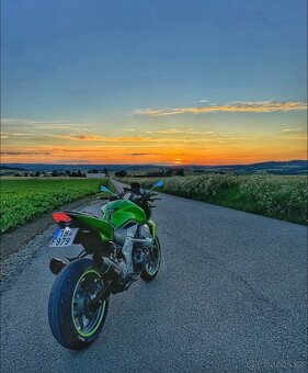 KAWASAKI Z 750 AKRAPOVIC - 2