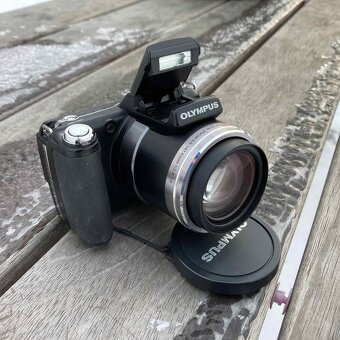 Olympus SP800UZ (ultrazoom) - 2