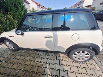 Mini Cooper R50 - 2
