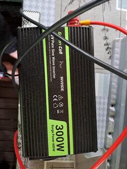 Měnič napětí 12v 300w - 2