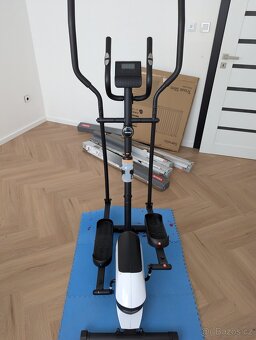 Eliptický trenažér Zipro Shox Rs - 2