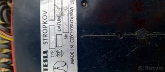 Poklad z půdy americký mobily - 2