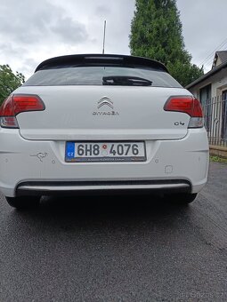 prodám pěkný citroen C4 r.v. 2017 - 2